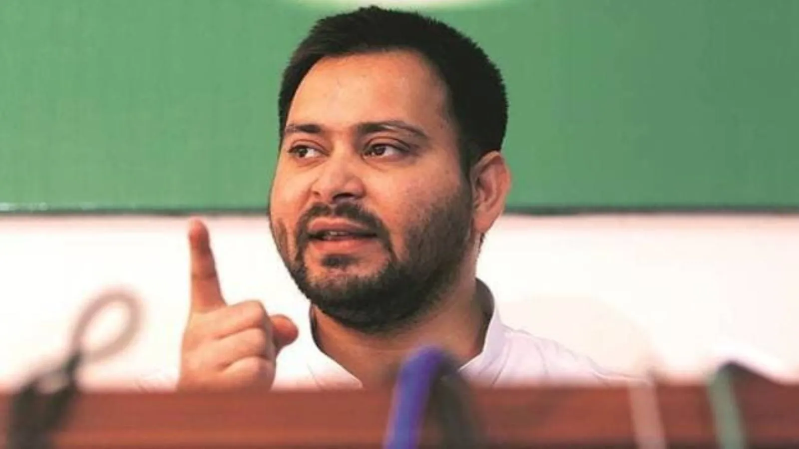 Nitish Kumar’s behaviour at PM’s function gives rise to suspicion about CM’s ‘mental health’: Tejashwi Yadav