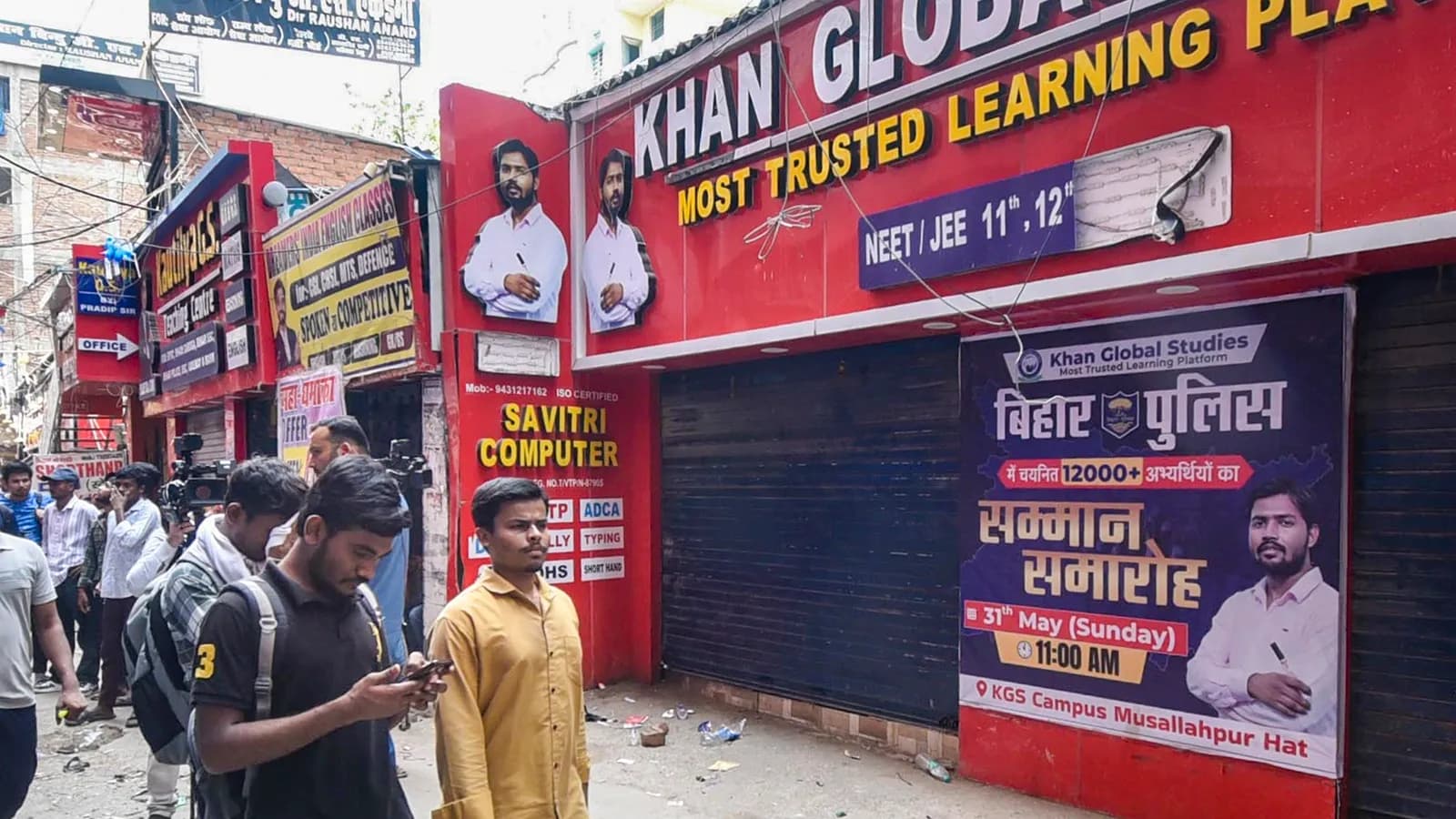A police recruitment exam, a coaching centre rivalry, and a late-night attack on Patna’s Khan Sir centre